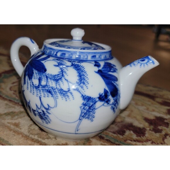 Japanese Meiji Teapot VTG Hand Painted, Sometsuke Blue & White, w Strainer - Picture 9 of 15
